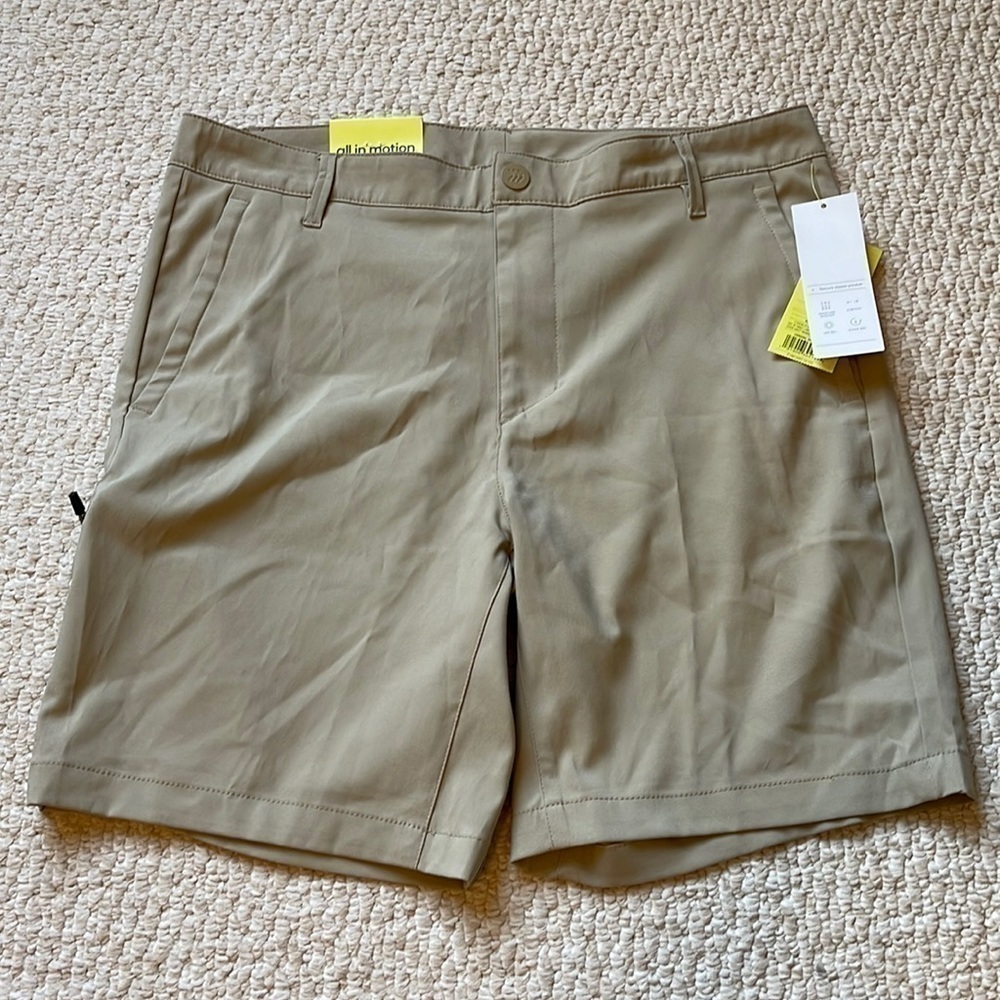 𝅺TARGET Brand Khaki Shorts NWT